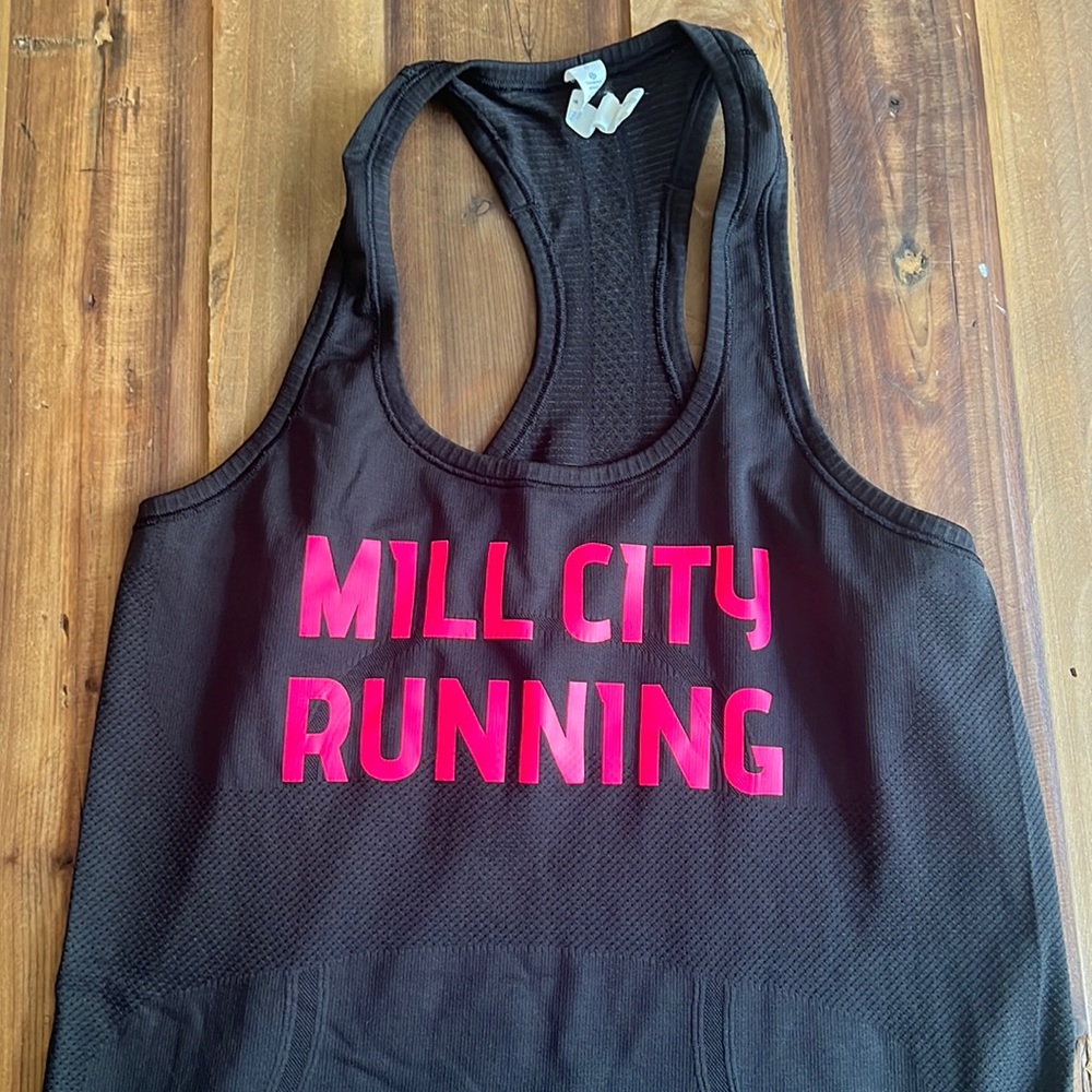 Lululemon swiftly tank